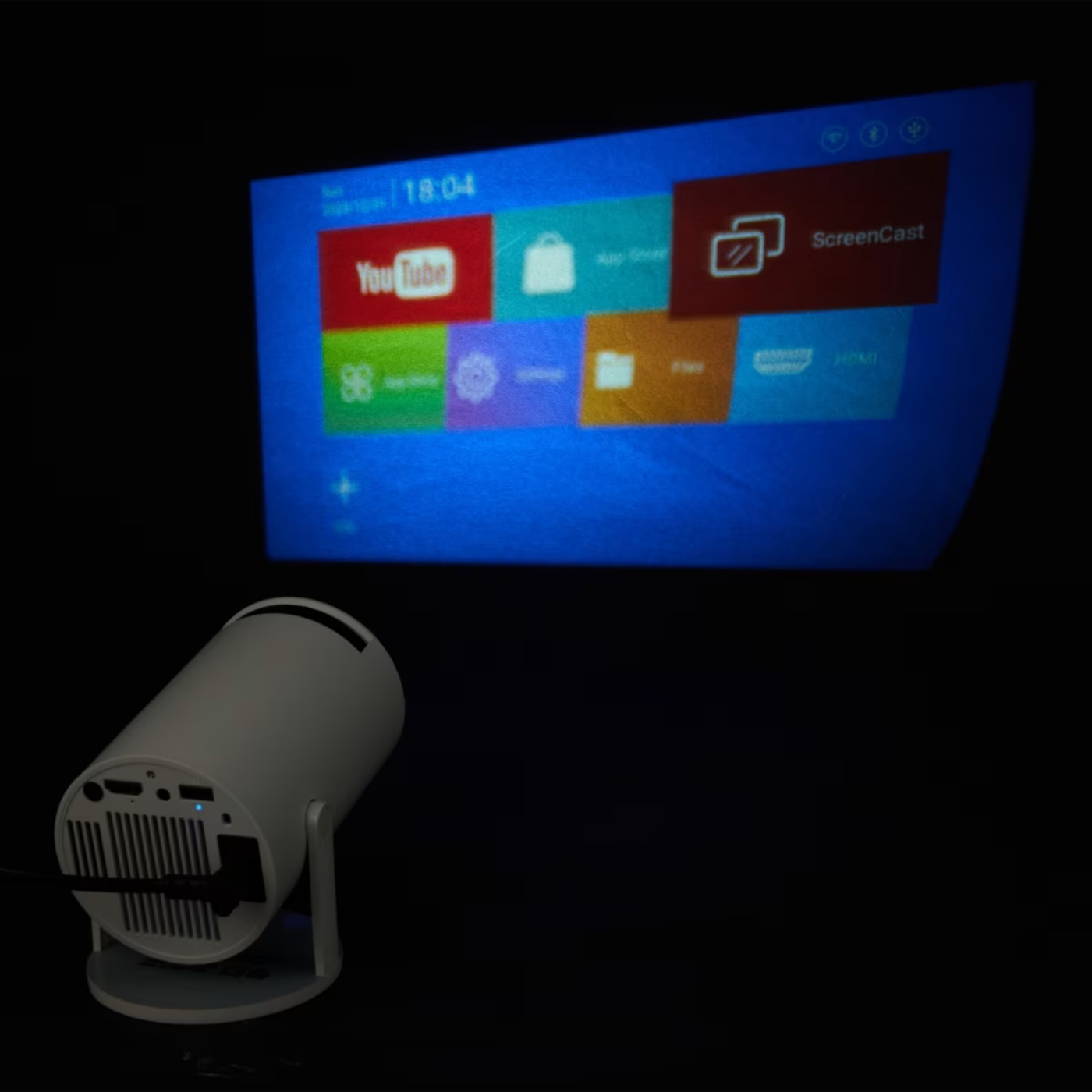 Lume Luxe™ Porta Projector