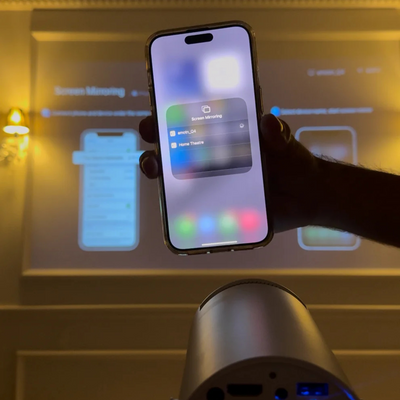 Lume Luxe™ Porta Projector