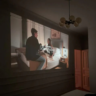 Lume Luxe™ Porta Projector